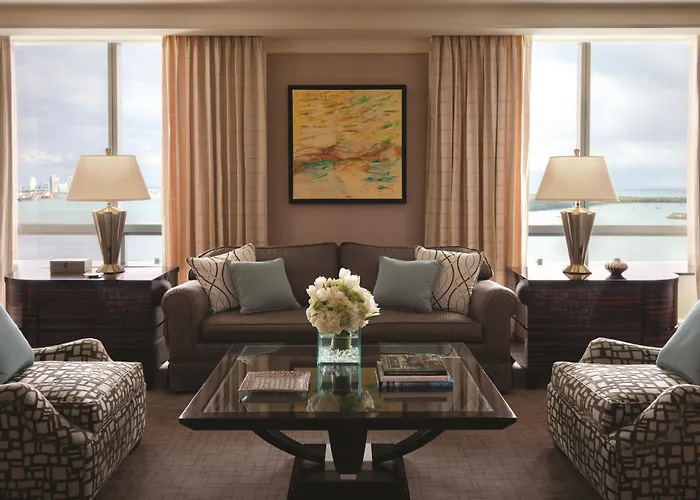 Four Seasons Hotel Miami