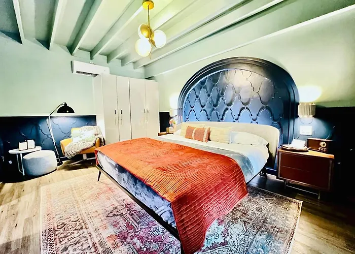 Double Rainbow Suites 24Th